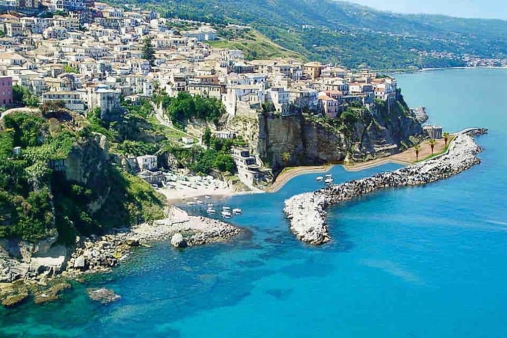 La Scaletta Sul Mare Di Pizzo Wifi E Disney+ Zewnętrze zdjęcie
